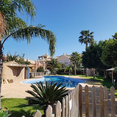 Akutuna - Casa Familiar Con Piscina , Garaje & Pista De Padel Zahara de los Atunes Exteriér fotografie